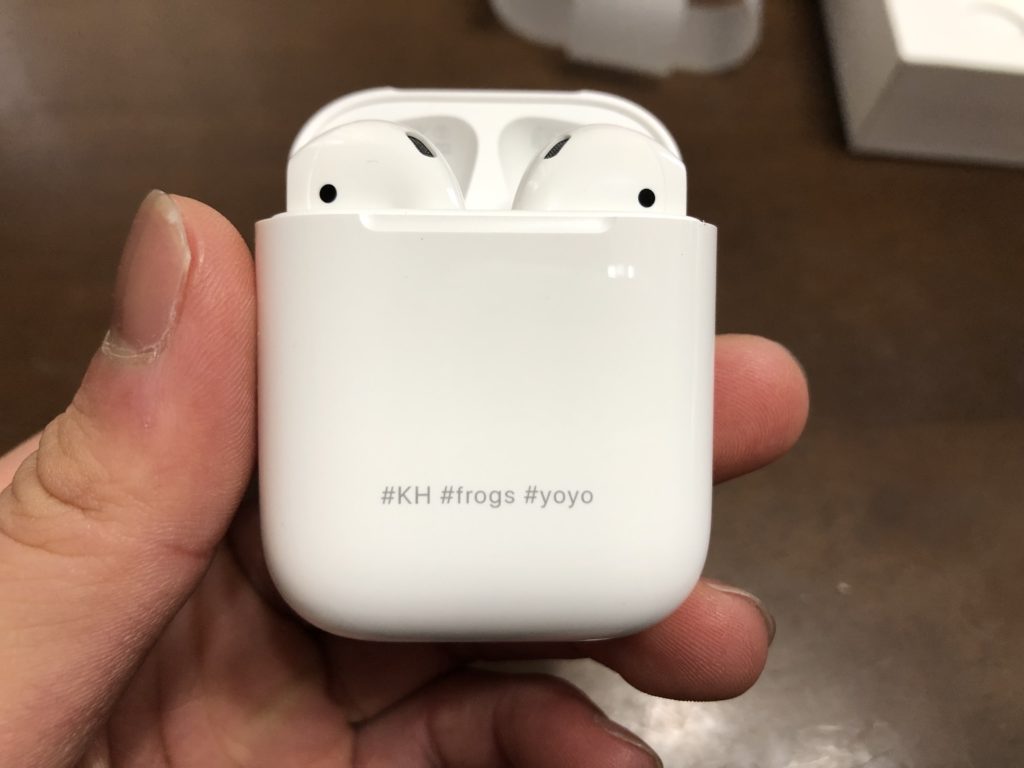 Air Pods 第3世代 刻印入り エアポッド - イヤフォン Air Pods 第3世代 刻印入り エアポッド - イヤフォン